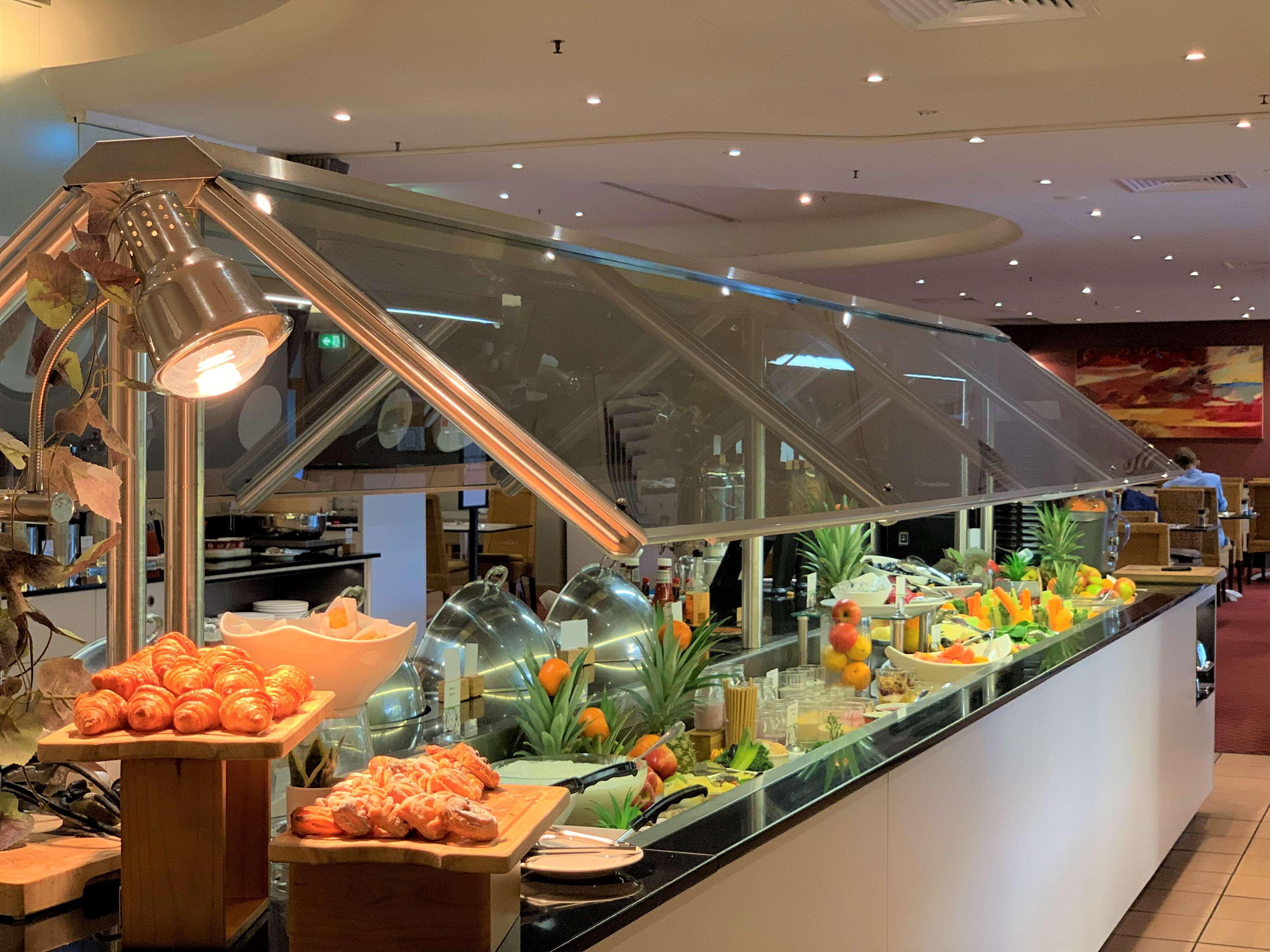 Hilton Garden Inn Дарвин Экстерьер фото