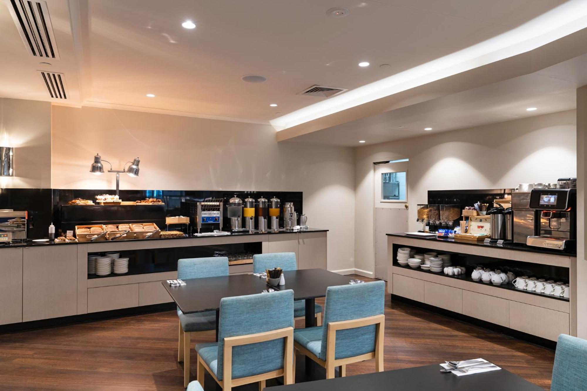 Hilton Garden Inn Дарвин Экстерьер фото